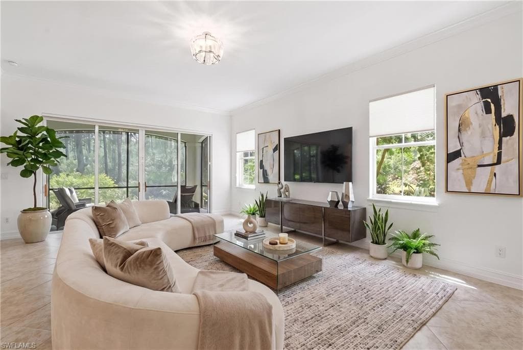 2886 Castillo CT 101-1