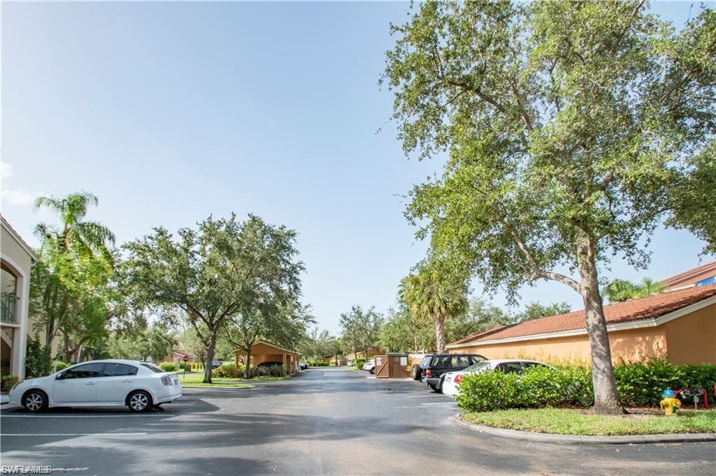1220 Wildwood Lakes BLVD 201-27