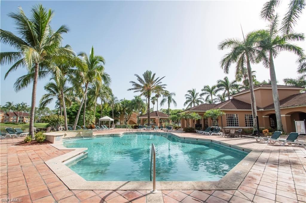 1220 Wildwood Lakes BLVD 201-30