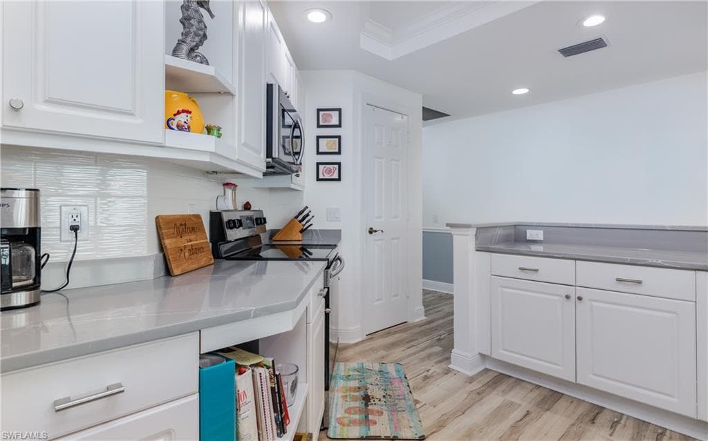2743 1st ST 704-15