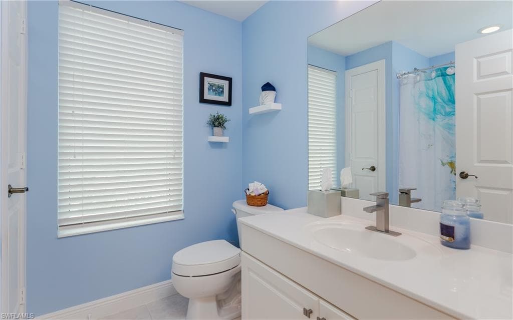 2743 1st ST 704-35