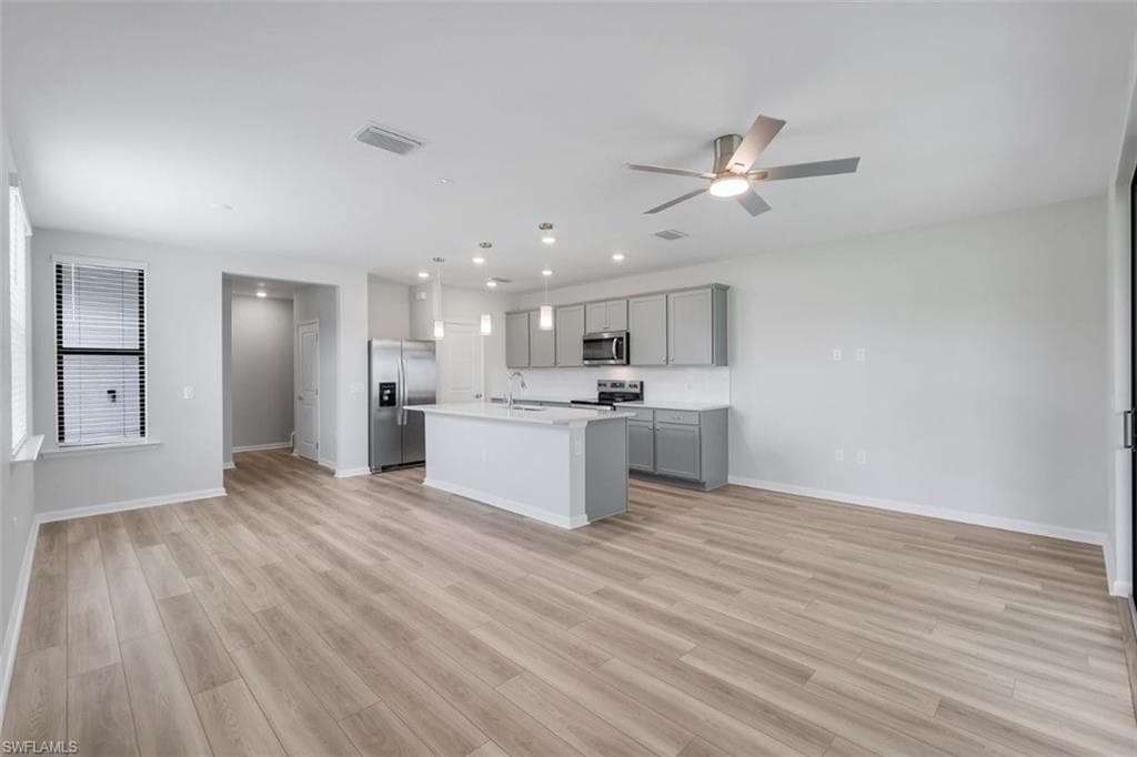 27907 Radiant CT-6