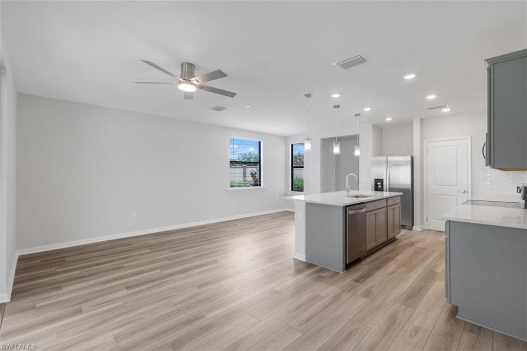 27907 Radiant CT-3