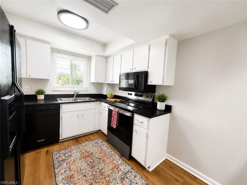 2079 Barkeley LN 13-7