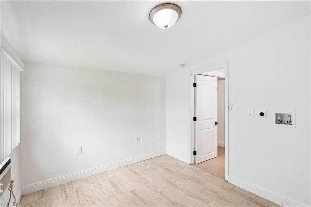 89 Cabana AVE-16