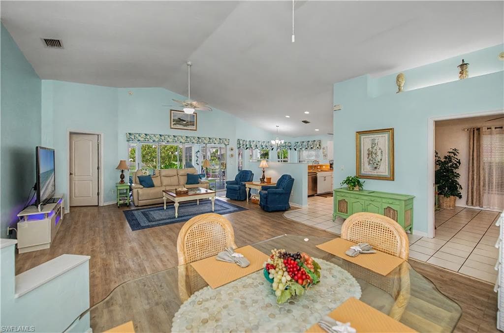 17751 Pineapple Palm CT-13