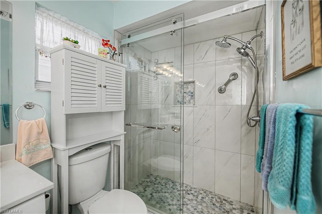 17751 Pineapple Palm CT-31