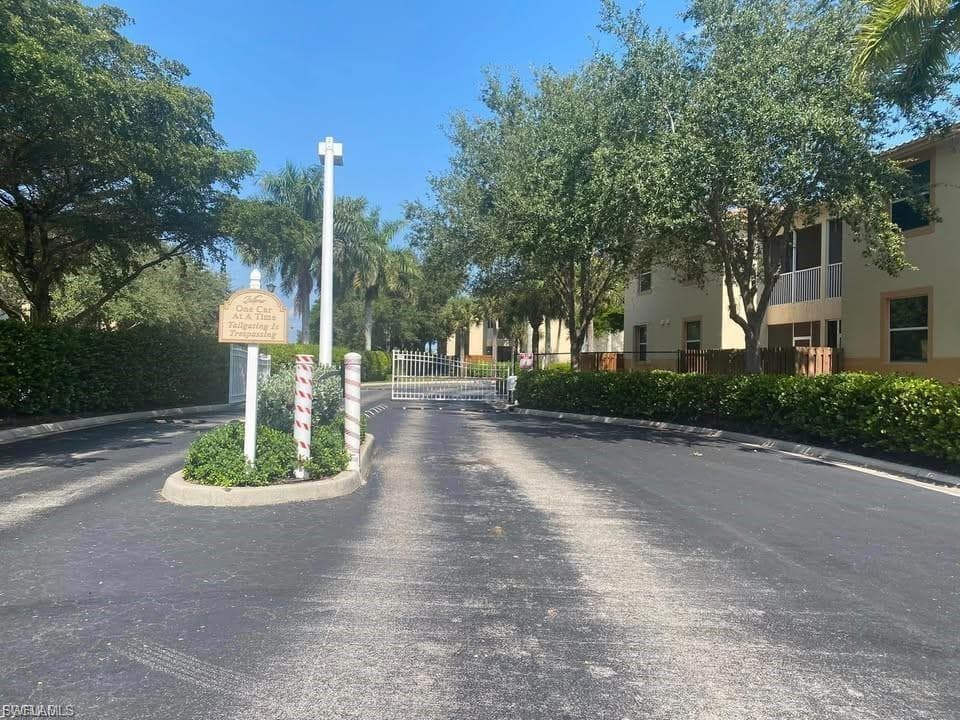 15360 Bellamar CIR 3524-25