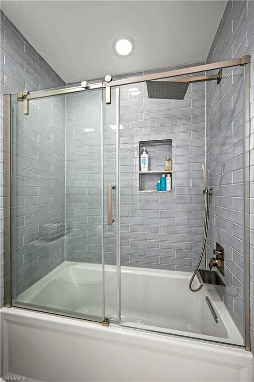 20940 Island Sound CIR 105-19