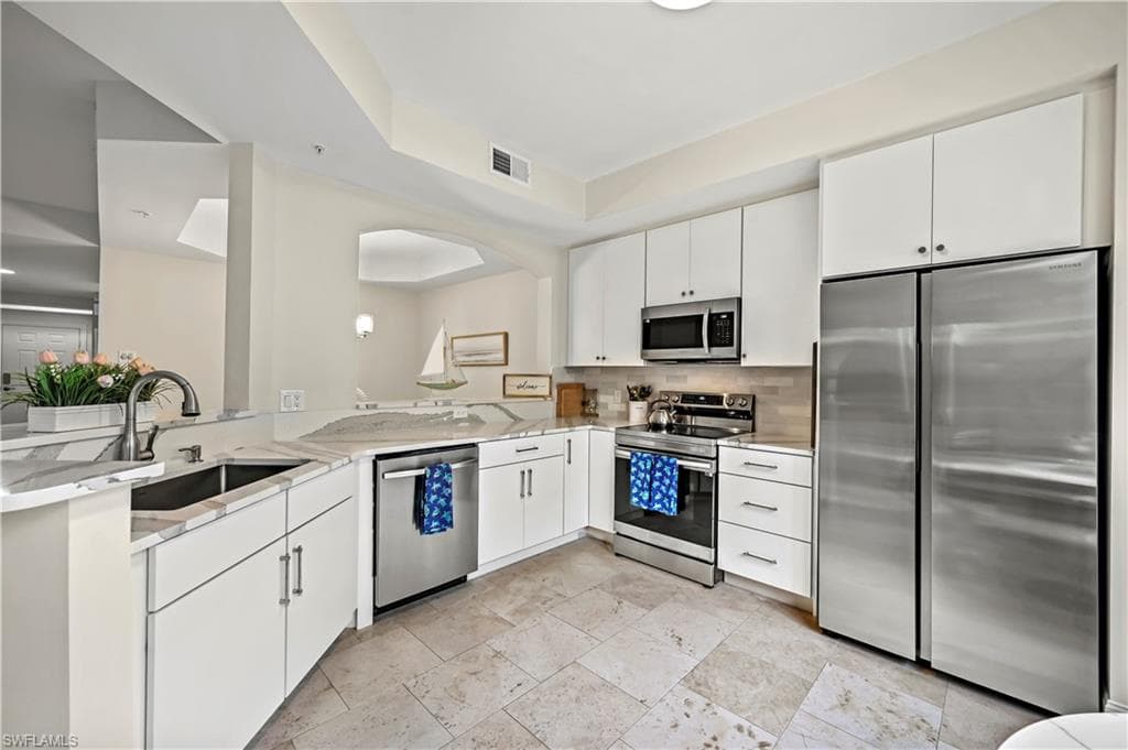 20940 Island Sound CIR 105-4