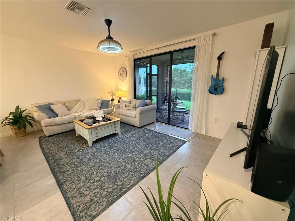 1425 Weeping Willow CT-10