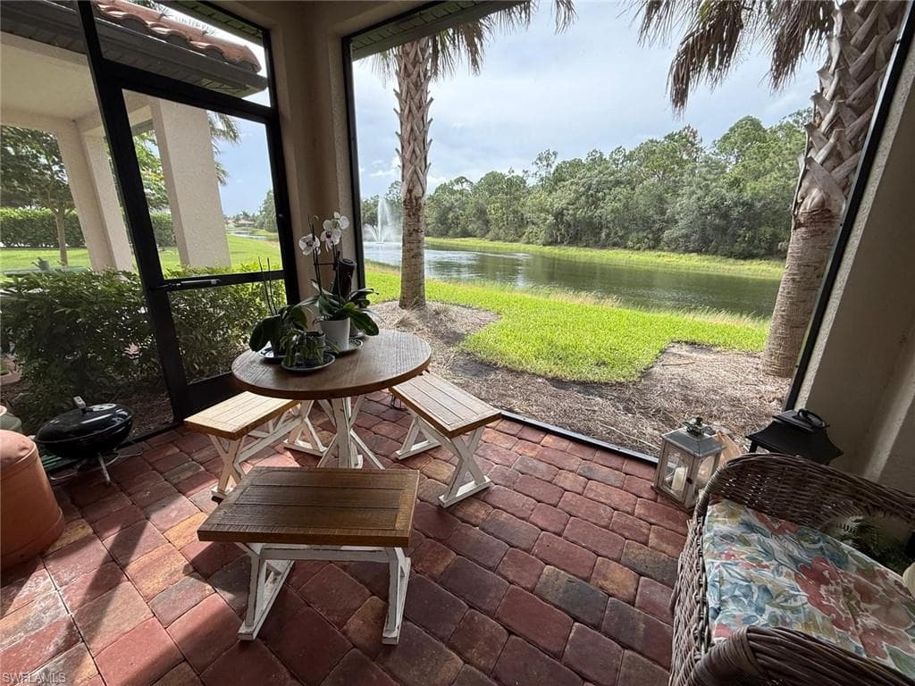1425 Weeping Willow CT-14