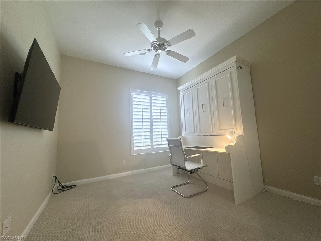 4402 Novato CT-16