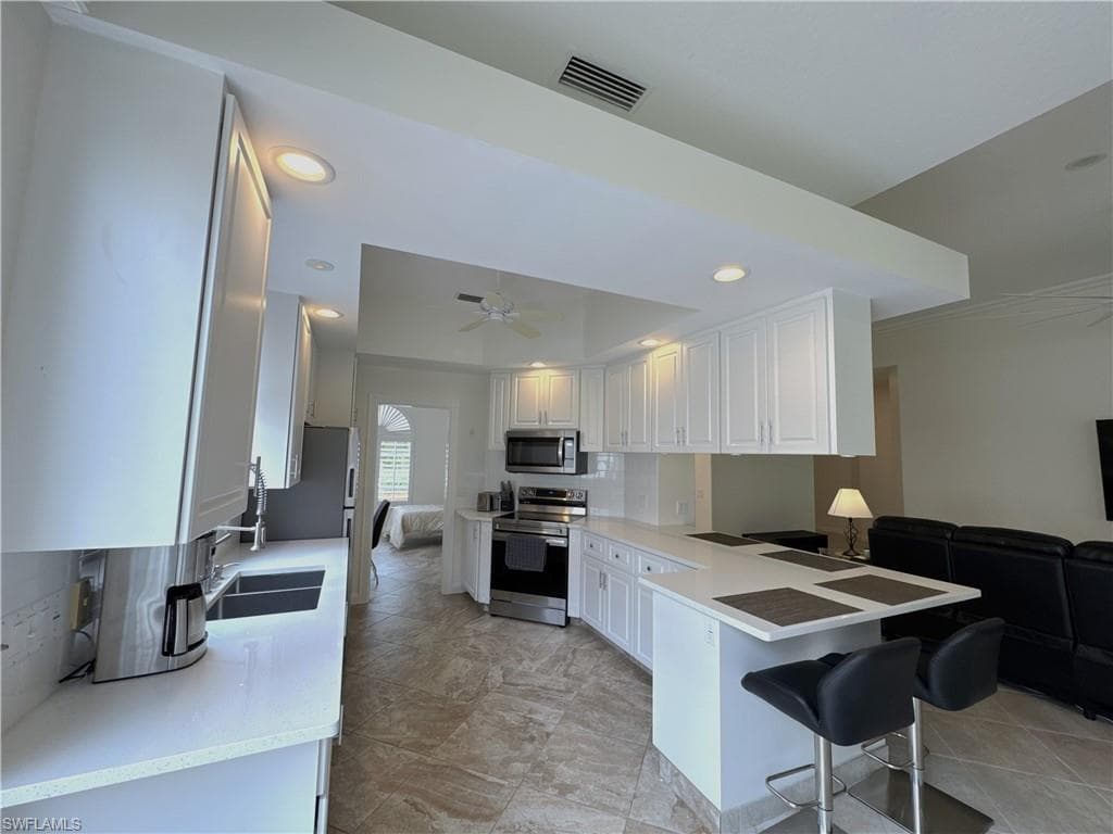 4402 Novato CT-7