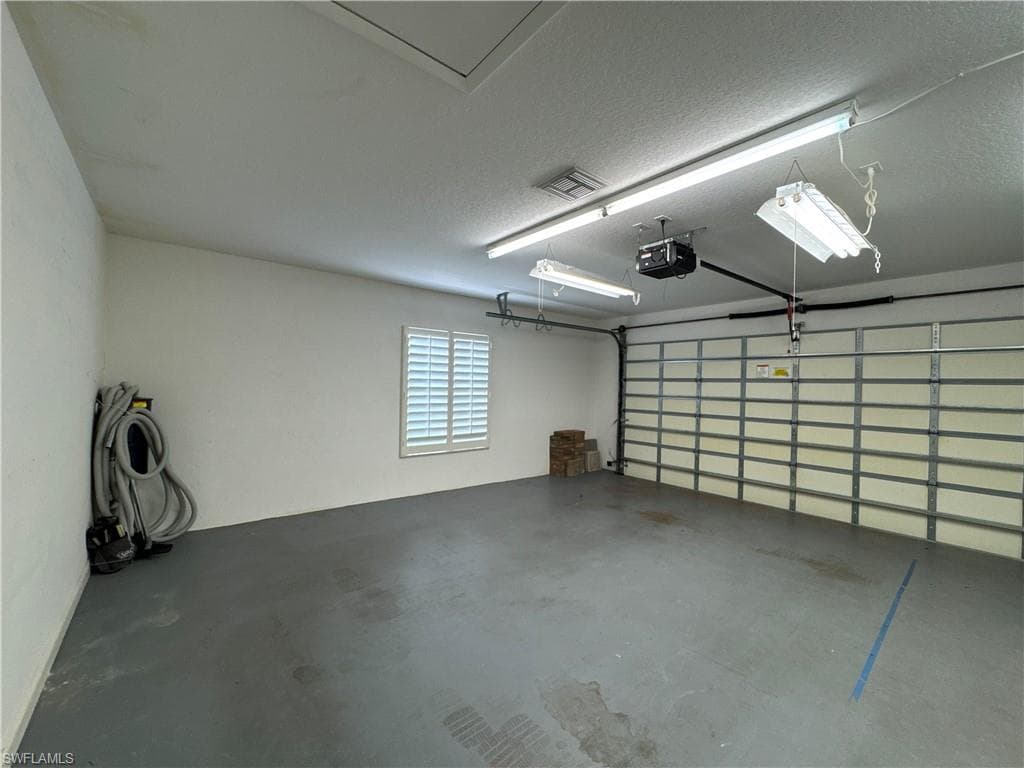 4402 Novato CT-30