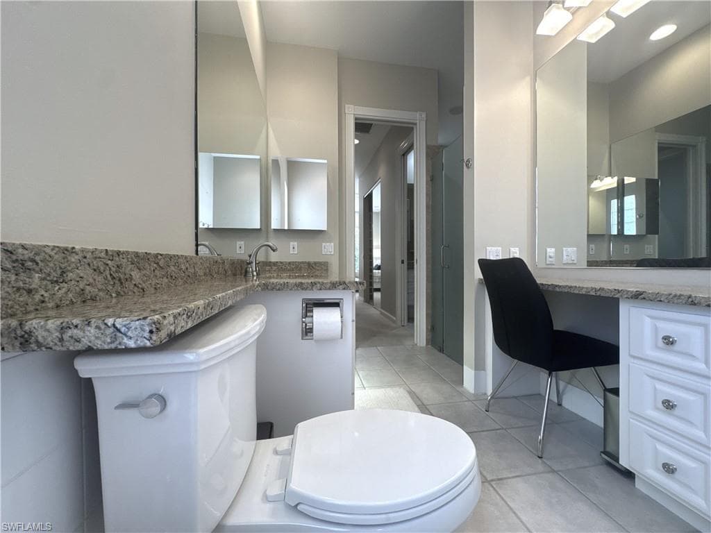 4402 Novato CT-11