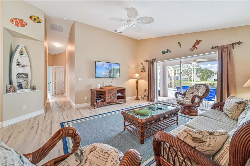 9660 Pineapple Preserve CT-12