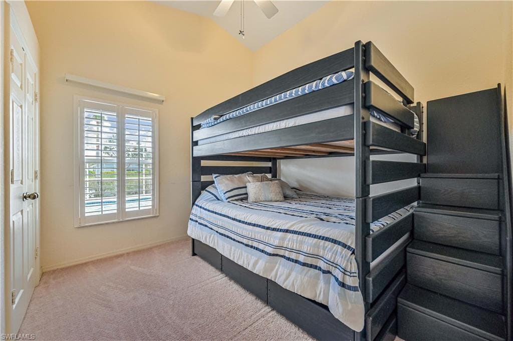 9660 Pineapple Preserve CT-18