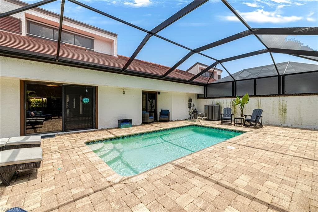5424 Harbour Castle DR-32