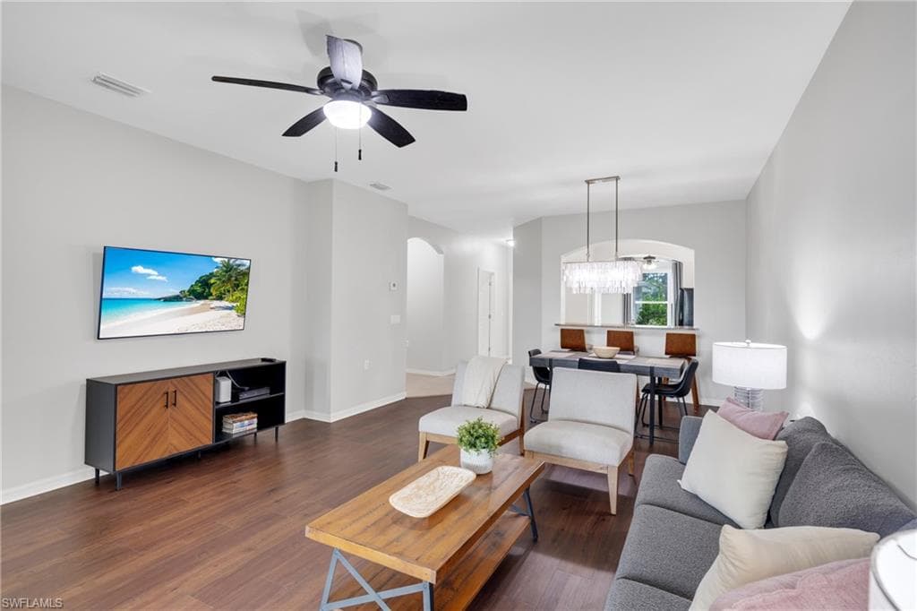 1320 Charleston Square DR 103-27