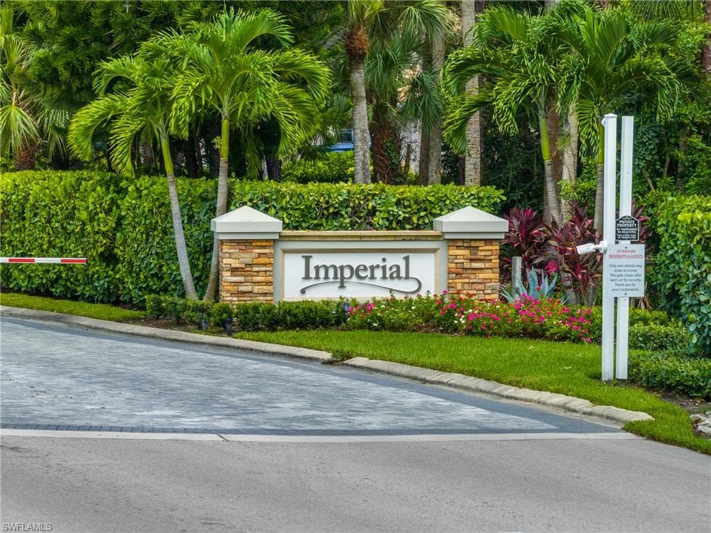 1320 Charleston Square DR 103-2