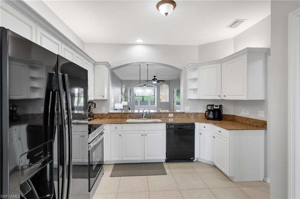 1320 Charleston Square DR 103-19