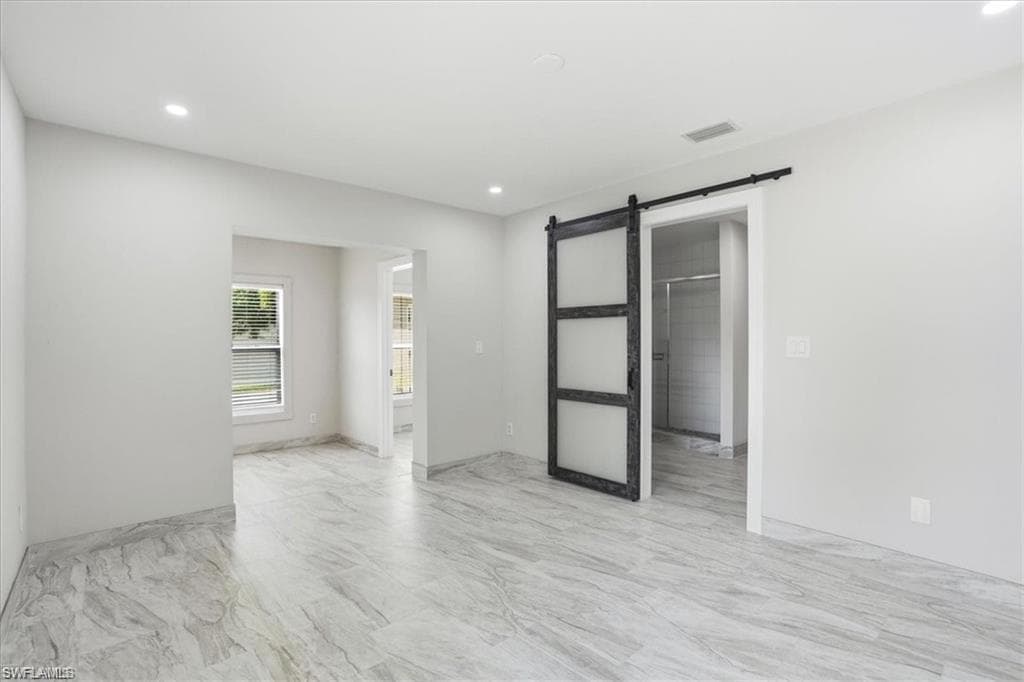 10225 Boca CIR-16