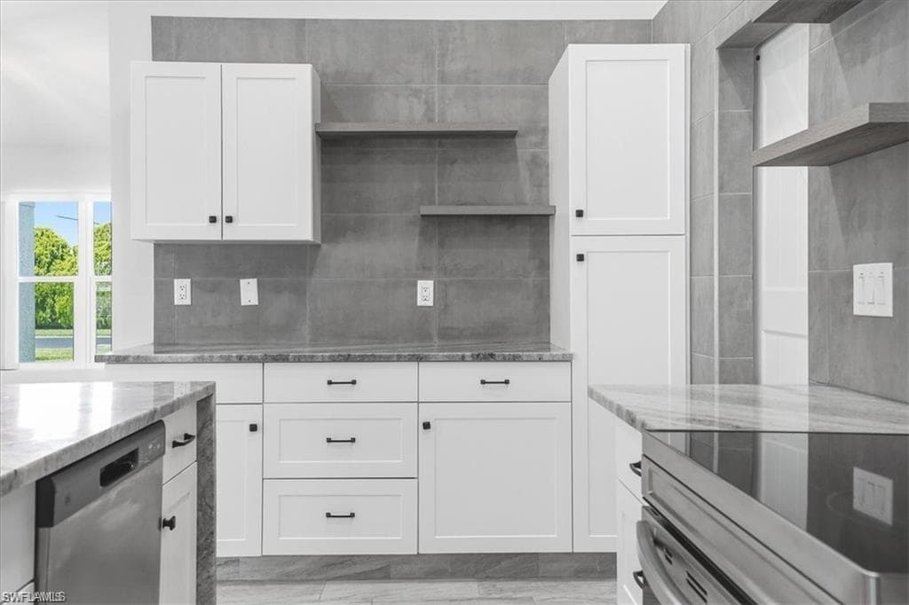 10225 Boca CIR-7