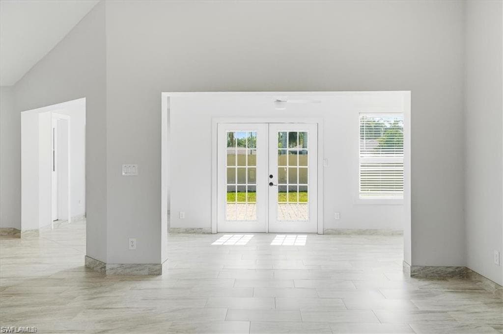 10225 Boca CIR-10