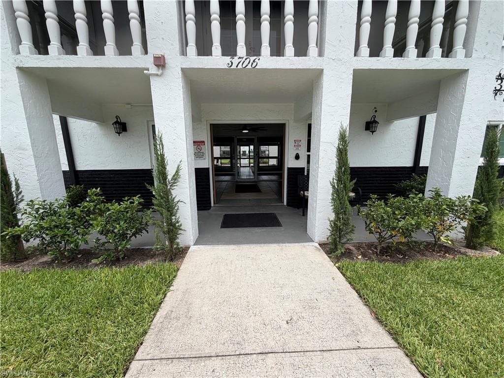 3704 Broadway 100-14