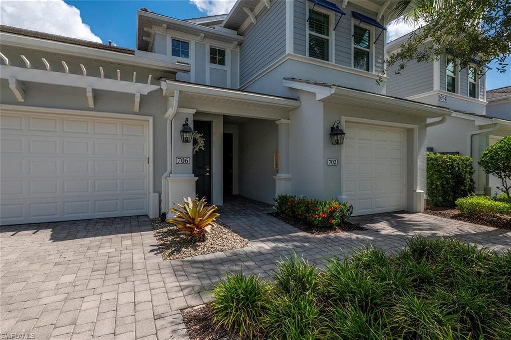 6954 Avalon CIR 702-23