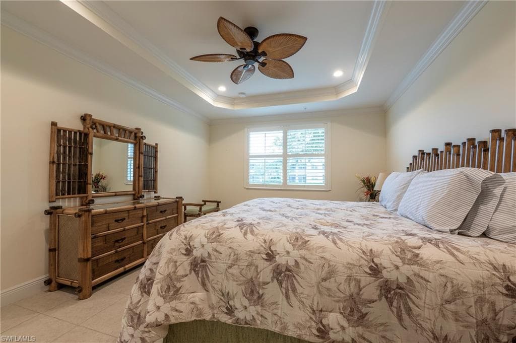 6954 Avalon CIR 702-12