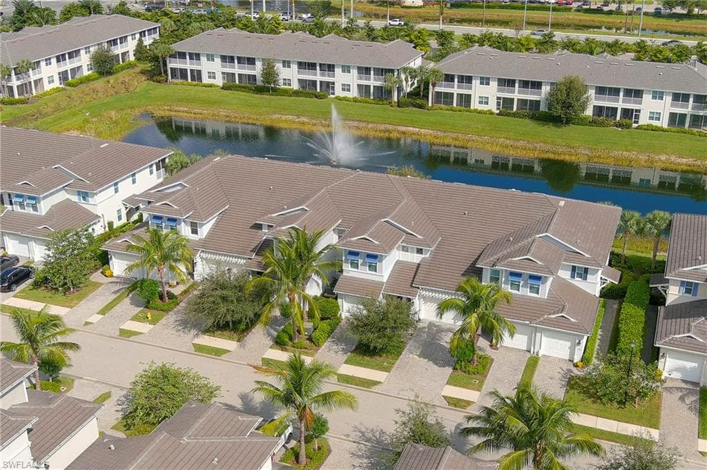 6954 Avalon CIR 702-3