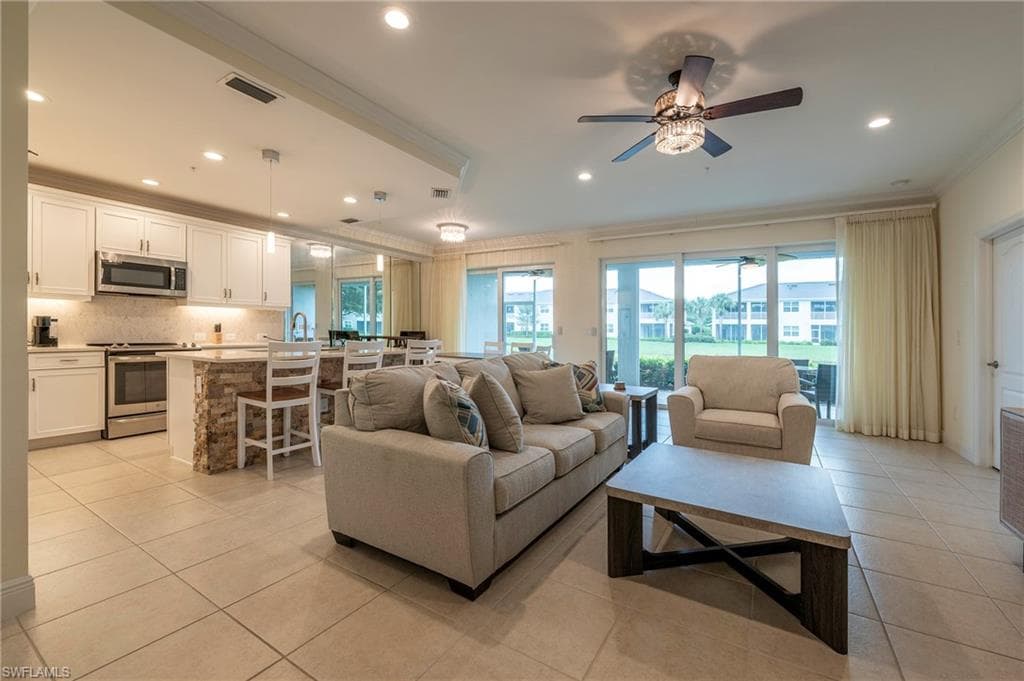 6954 Avalon CIR 702-1