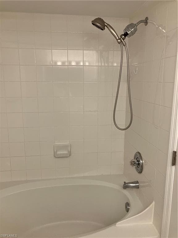 8920 Colonnades CT E 516-16