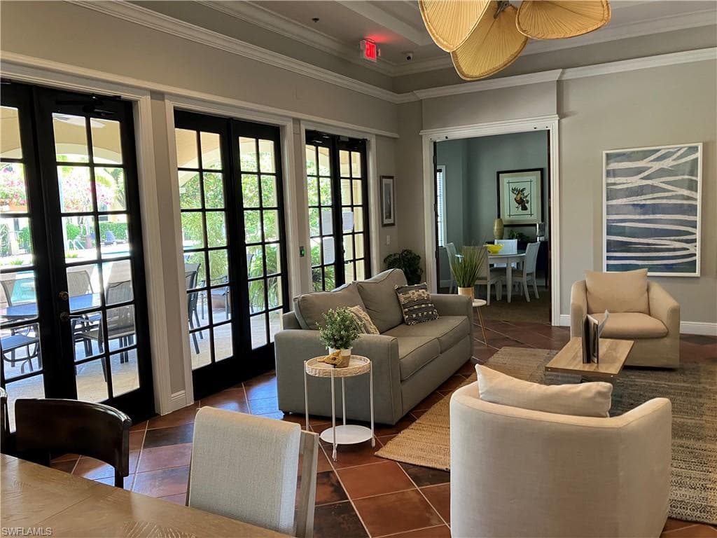 8920 Colonnades CT E 516-36