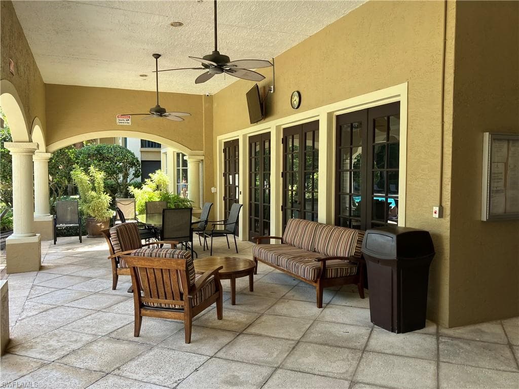 8920 Colonnades CT E 516-35
