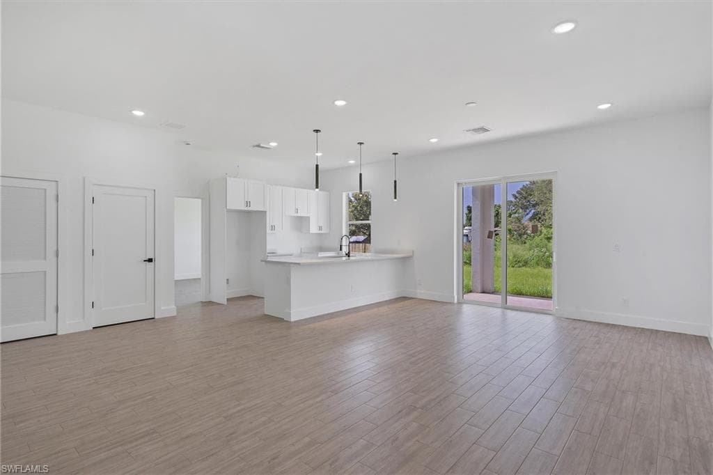 2503 Tena AVE N-10