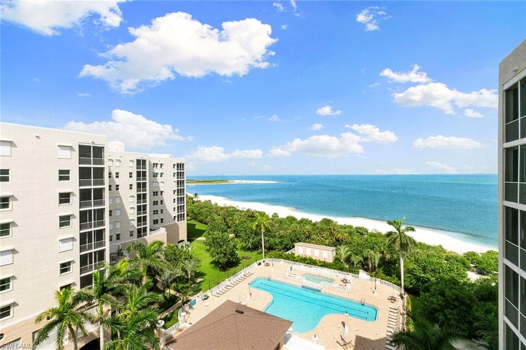 5000 Royal Marco WAY 831-42