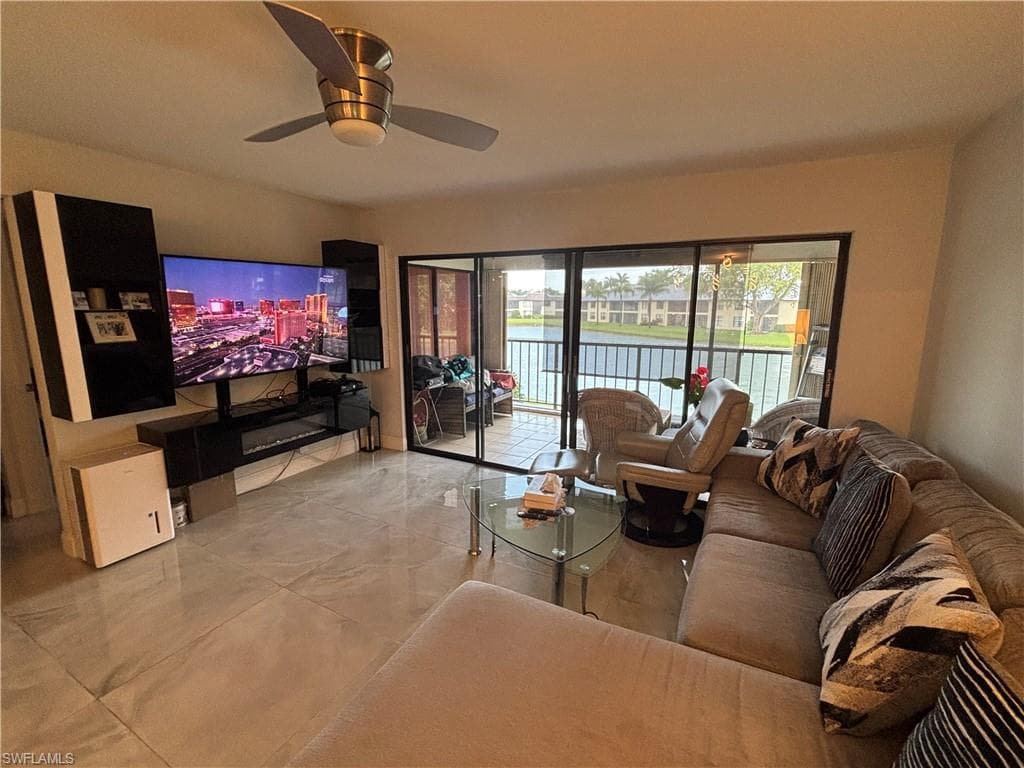 1600 Misty Pines CIR 206-3