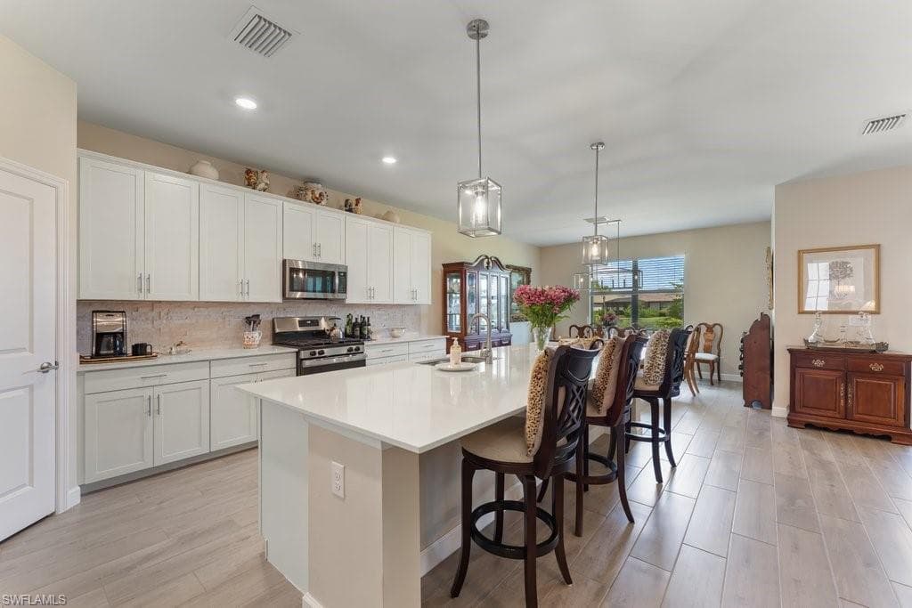 20636 Greenwich PL-12