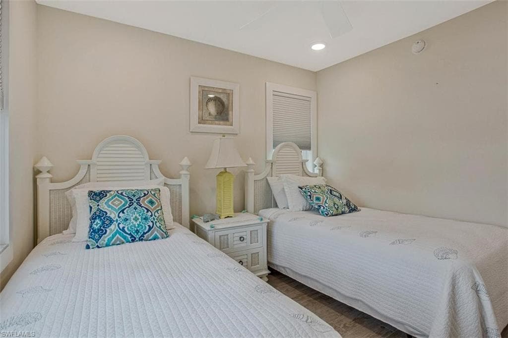 4298 27th CT SW 101-13