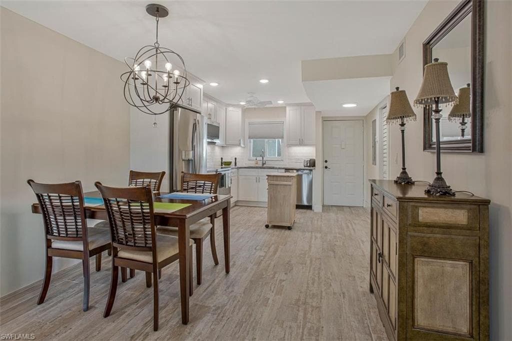 4298 27th CT SW 101-18