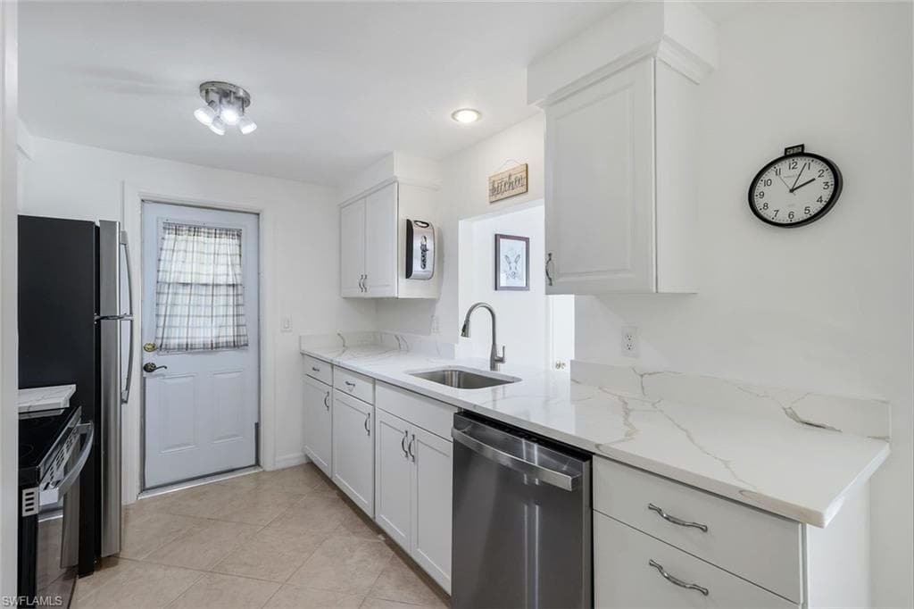 11330 Linda Loma DR-12