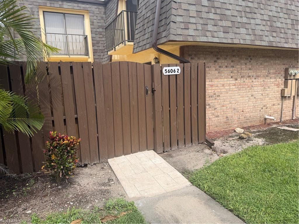 5606 Malt DR 2-1