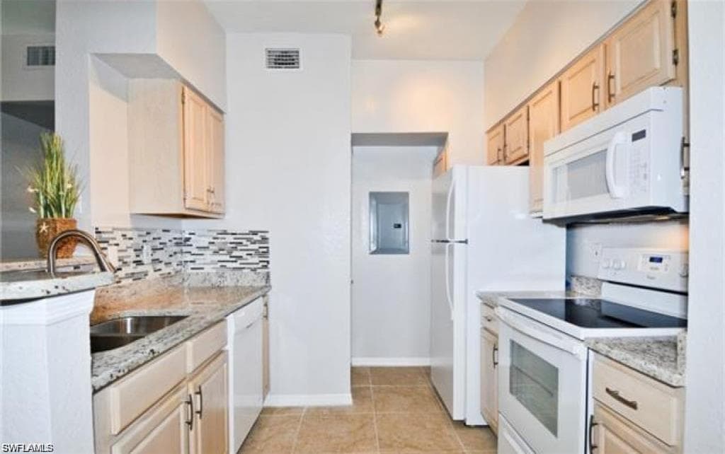 23500 Walden Center DR 104-8