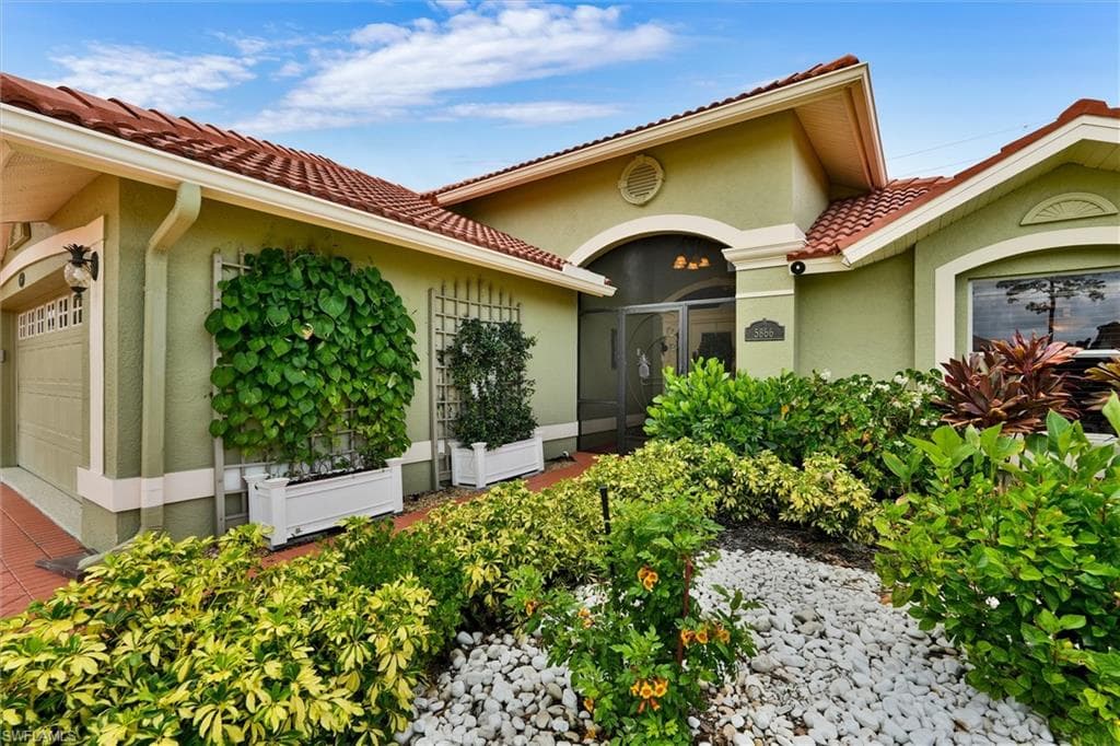 5866 Westbourgh CT-3
