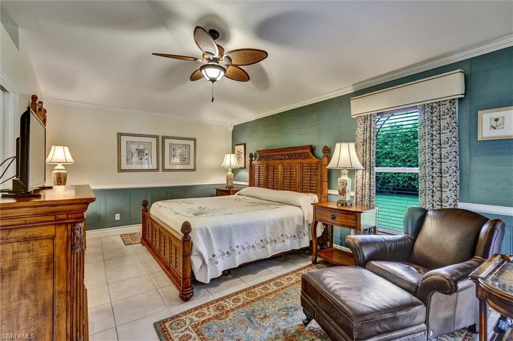 5866 Westbourgh CT-15