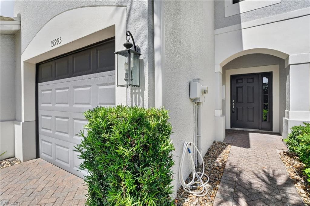 15995 Caldera LN 69-6