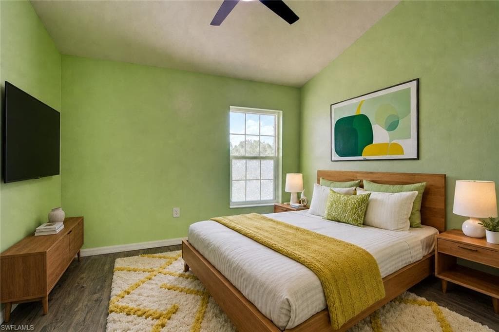 904 Hampton CIR-22